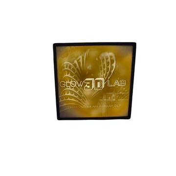 Litophane asztali dísz – Egyedi 3D hatású dekoráció LED világítással