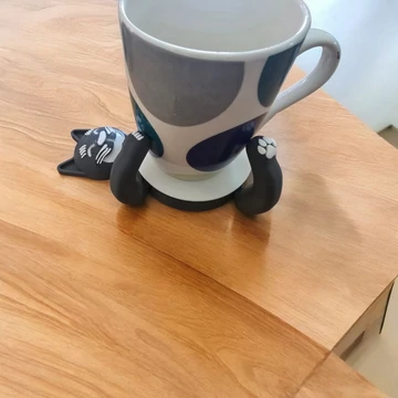 Cica pohár/bögre tartó