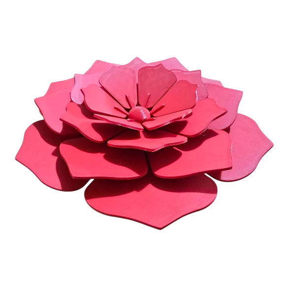 Réteges piros 3D nyomtatott virág PETG-ből, 23 cm átmérővel, dekorációhoz